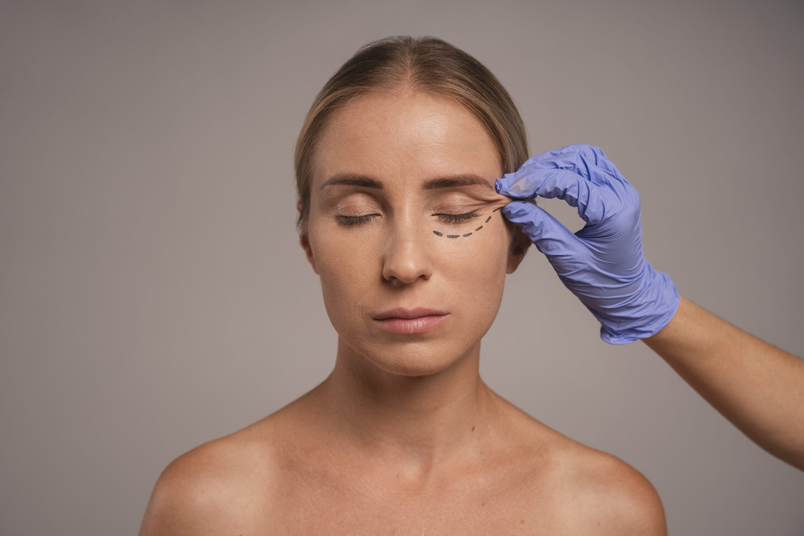woman-preparing-cosmetic-surgery